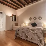 Fori Imperiali Elegant Apartment